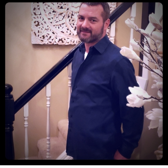 Mens button up dress shirt - Picture 3 of 5